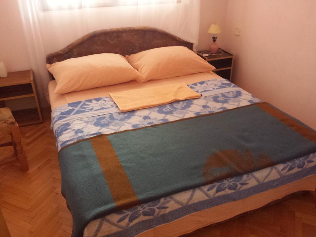 Apartments & Hostel Zdrava Hrana Mostar Phòng bức ảnh